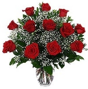 Ankara Eryaman çiçekçi den 12 adet kırmızı gül çiçeğinden vazo tanzimi
